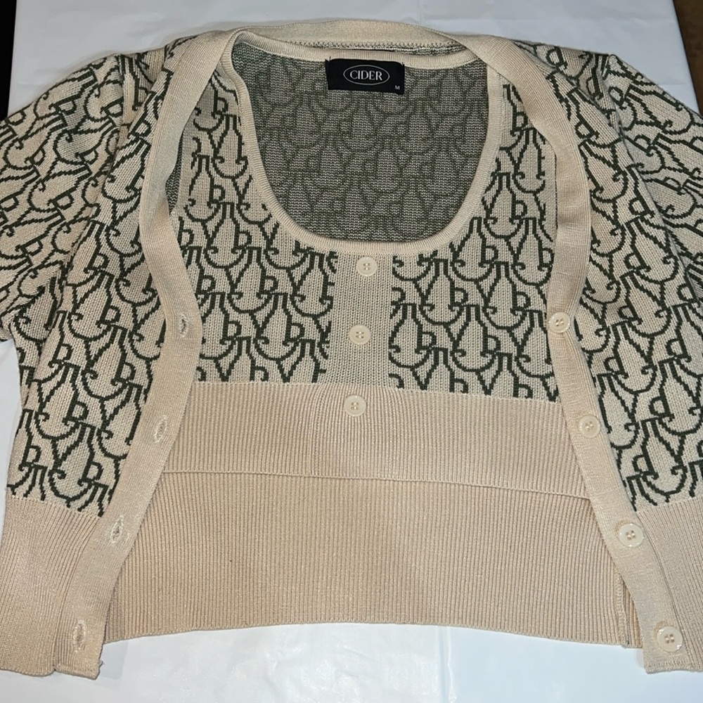 Women’s M two piece CIDER shirt and cardigan